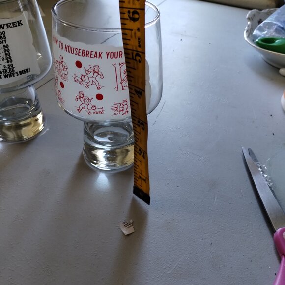 Glasses - Picture 4 of 4